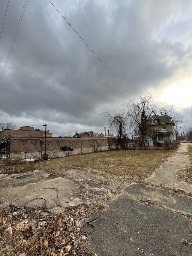 3674 Mount Elliott St, Detroit, MI 48207 - view of yard with fence
