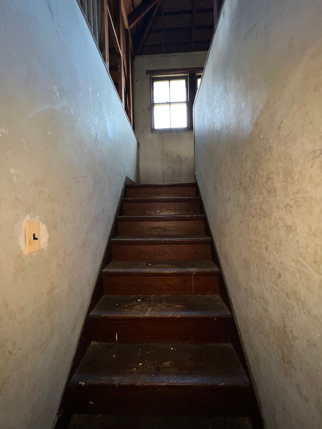 3674 Mount Elliott St, Detroit, MI 48207 - view of stairway