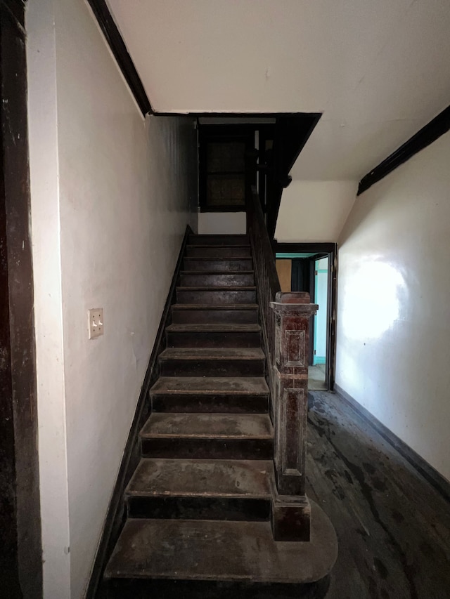 3674 Mount Elliott St, Detroit, MI 48207 - view of stairway