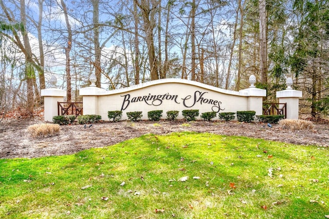 view of community / neighborhood sign