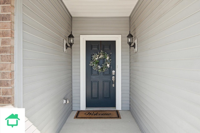 view of property entrance