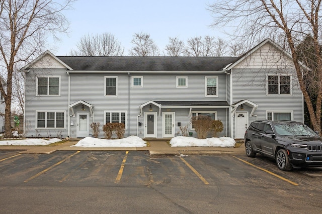 713 Lake Ave, Traverse City MI, 49684, 2 bedrooms, 1.5 baths condo for sale