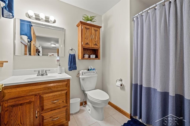 full bath featuring baseboards, a shower with shower curtain, toilet, tile patterned floors, and vanity