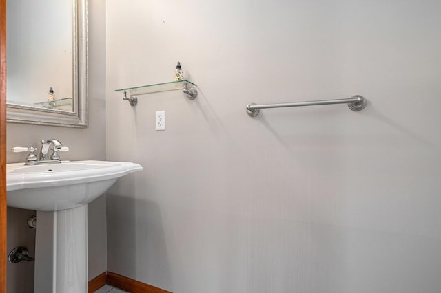 222 Crockett Dr, Quincy, MI 49082 - bathroom with a sink