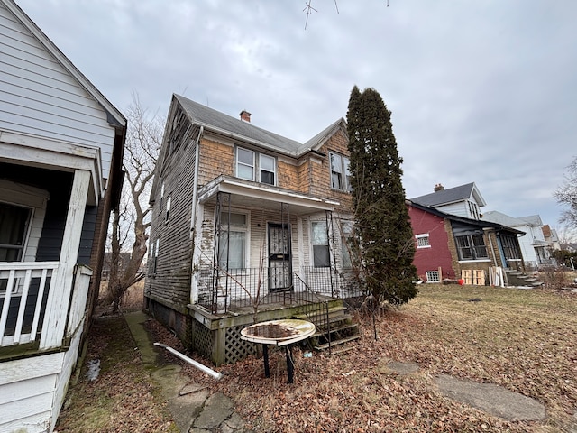 view of front facade with covered porch