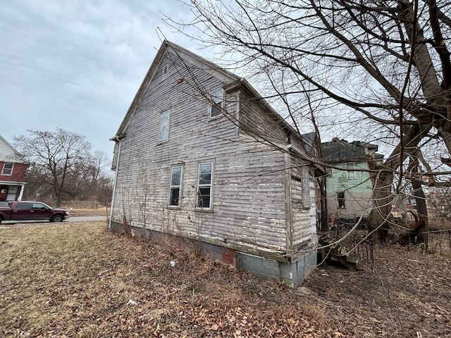 view of side of property