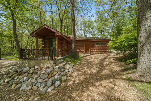 561 Valley Dr, Milford, MI 48381 - photo 22