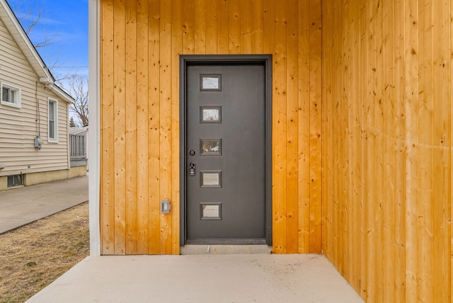 view of property entrance