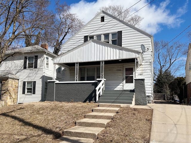 view of front of house with covered porch