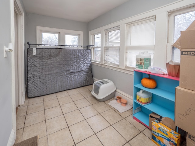 1020 S Park St, Kalamazoo, MI 49001 - interior space featuring a healthy amount of sunlight, tile patterned flooring, and baseboards