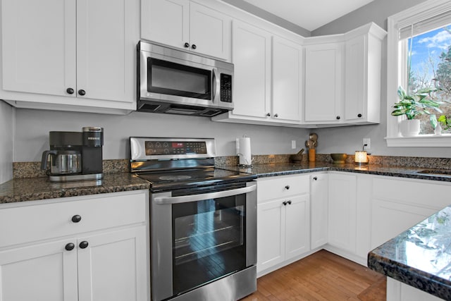 549 Napa Valley Dr, Milford, MI 48381 - photo 18