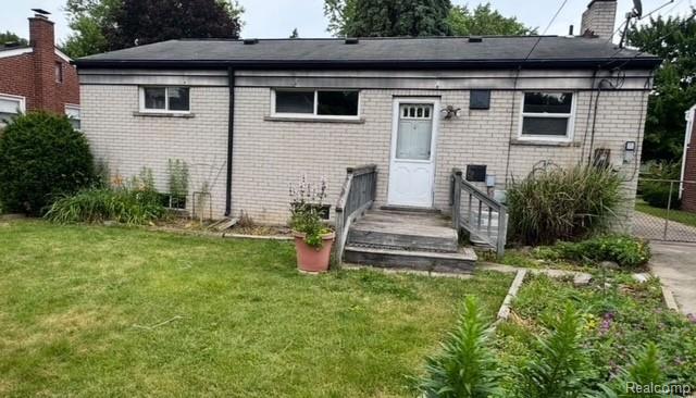 7882 Campbell St, Taylor, MI 48180 - photo 2