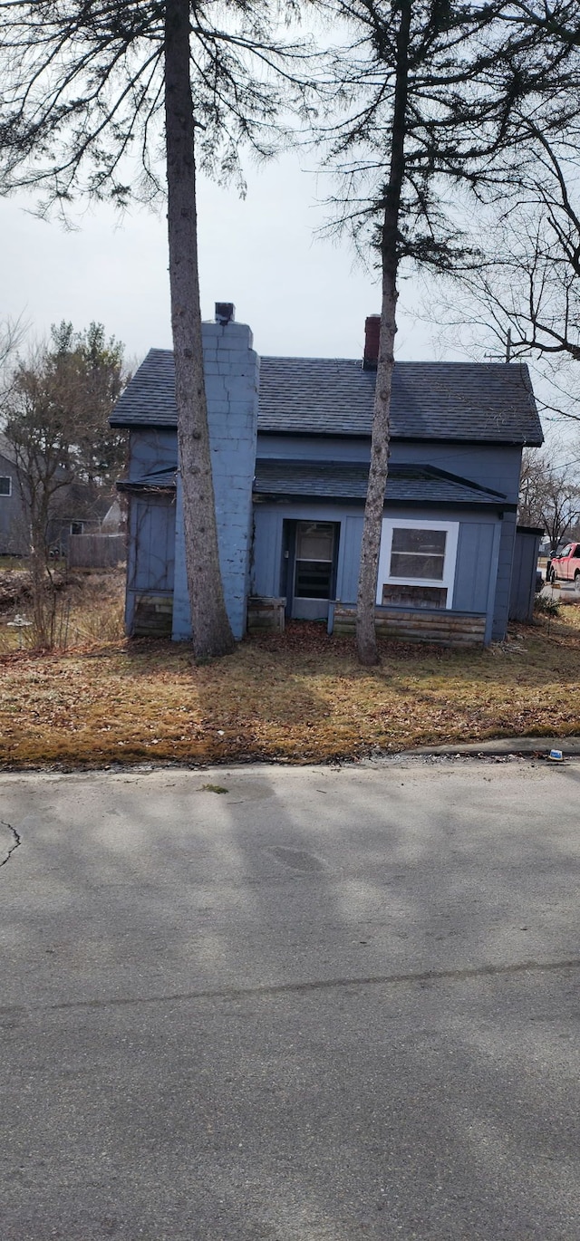 view of front of house