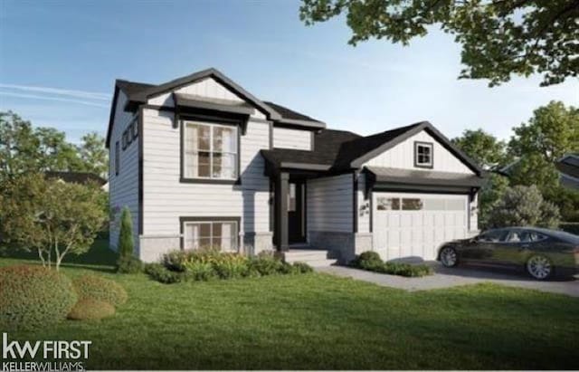 view of front of house featuring driveway and a front yard