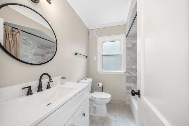 full bath featuring toilet, vanity, crown molding, and shower / bath combo