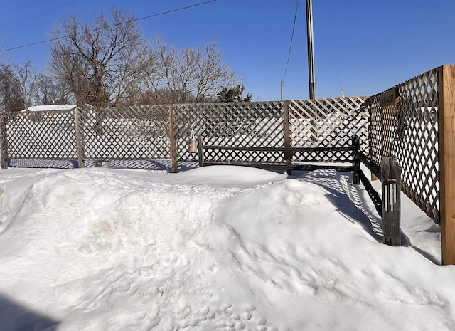 exterior space featuring fence