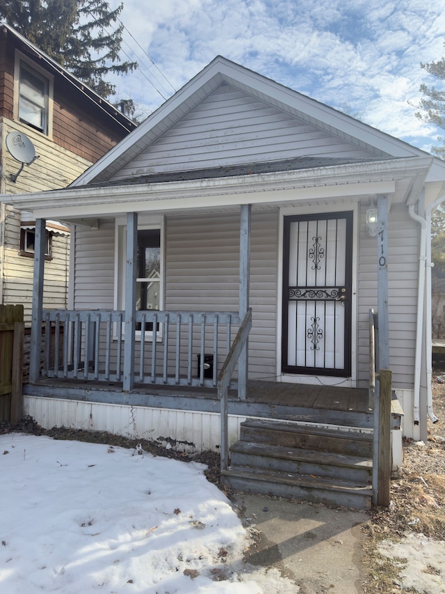 view of front of house with a porch