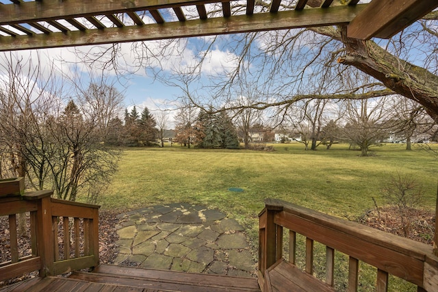 view of yard featuring a patio and a pergola