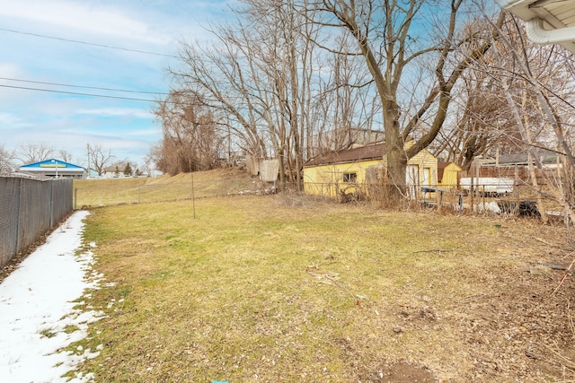 view of yard featuring fence