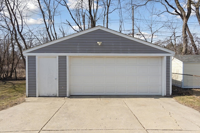 view of detached garage