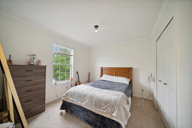 bedroom featuring light colored carpet, crown molding, and baseboards