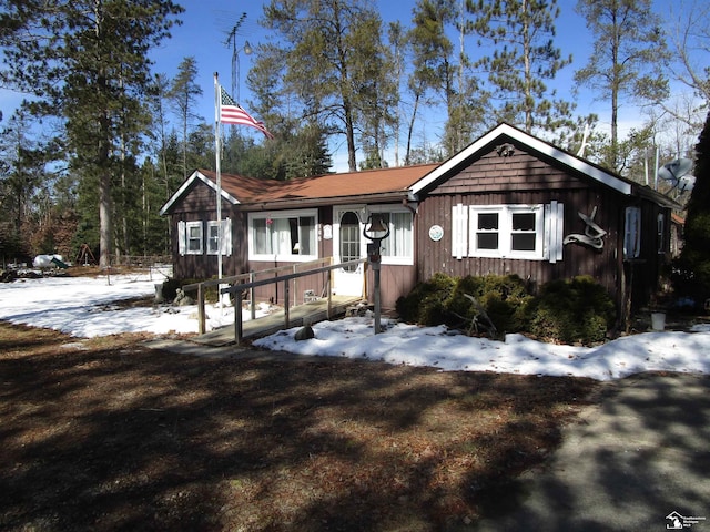 view of front of property