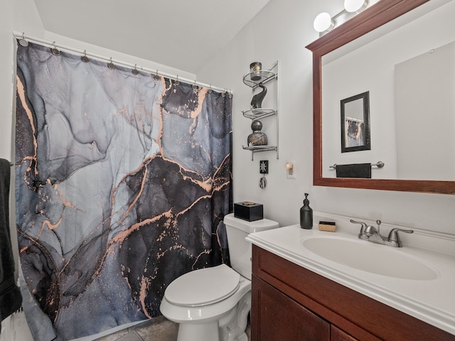 bathroom with a shower with curtain, toilet, and vanity