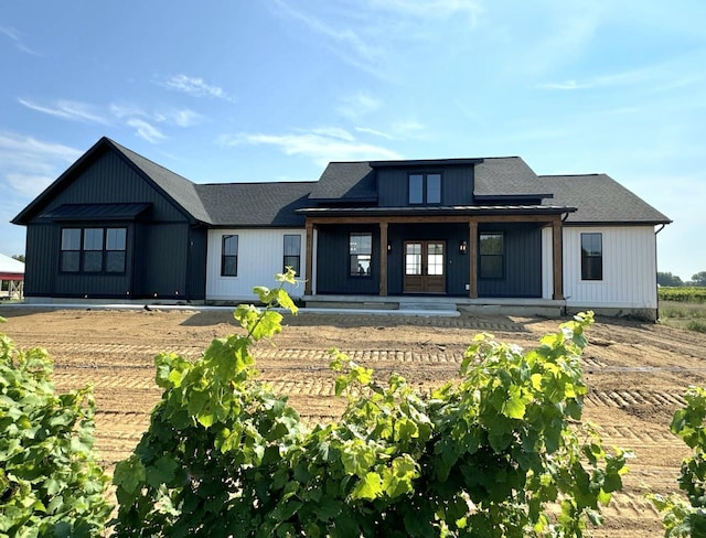 view of front of house with a porch