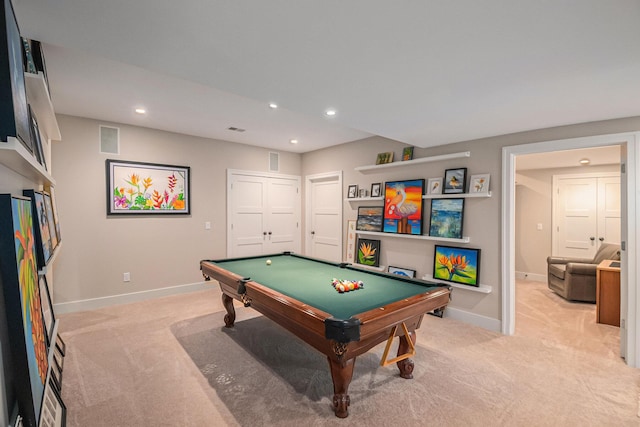 rec room featuring recessed lighting, visible vents, baseboards, and light colored carpet