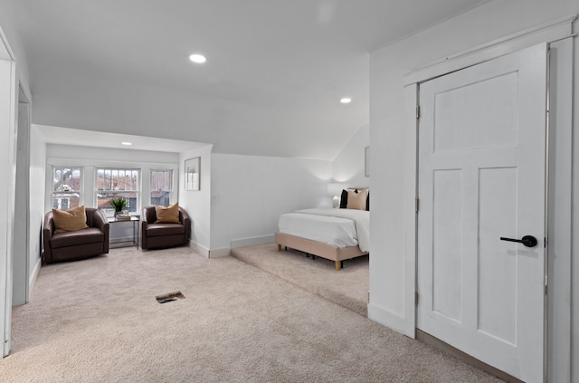 bedroom featuring carpet floors, recessed lighting, baseboards, and lofted ceiling