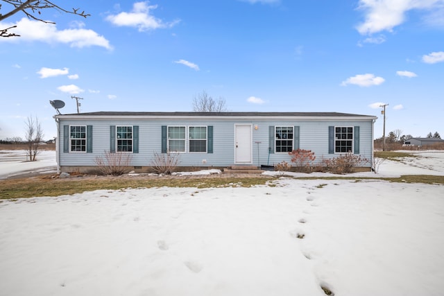 view of front of property