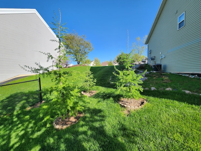 view of yard featuring fence