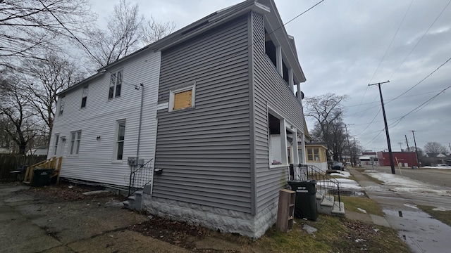 77 Irwin Ave, Muskegon, MI 49442 - view of side of property