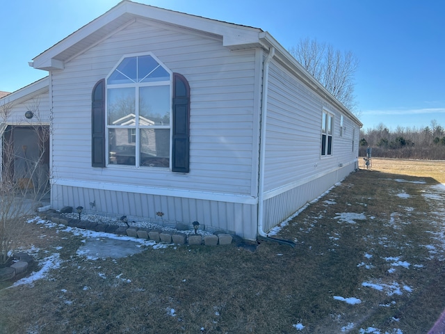 view of side of property