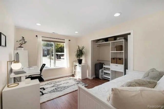 office area with recessed lighting, baseboards, and wood finished floors