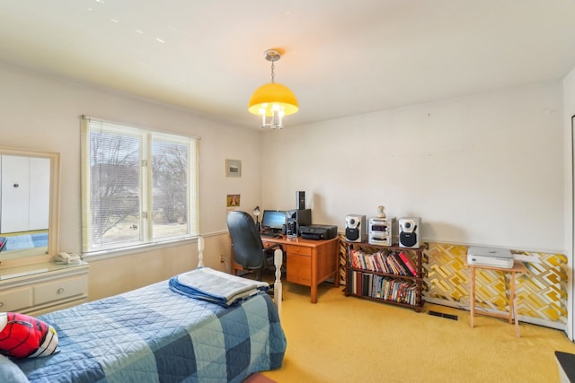 bedroom with carpet flooring