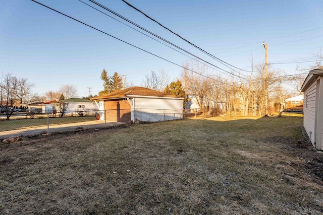 view of yard featuring fence