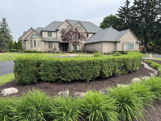 1265 Water Cliff Dr, Bloomfield Hills, MI 48302 - view of front of home