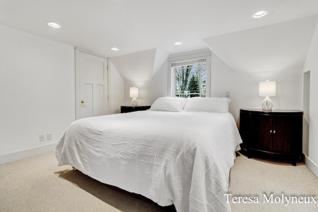 bedroom featuring light carpet, recessed lighting, baseboards, and vaulted ceiling