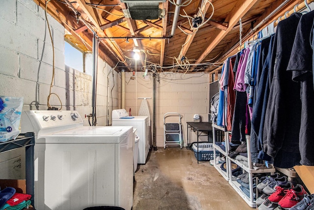 laundry area featuring laundry area and washing machine and dryer