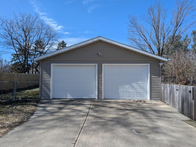 detached garage with fence