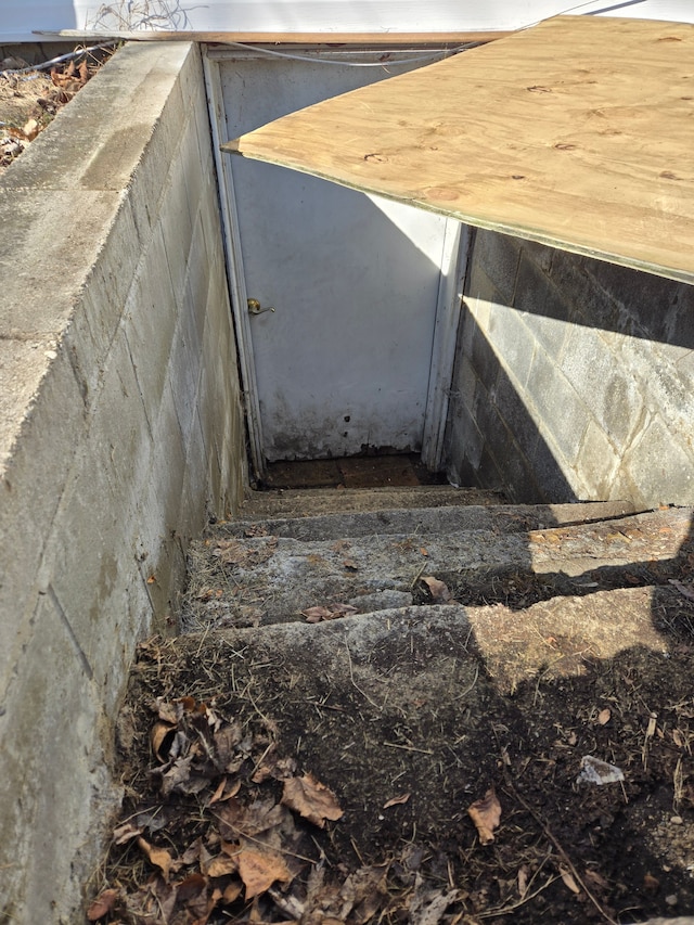 view of entry to storm shelter