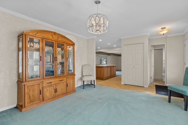 living area featuring recessed lighting, light carpet, a notable chandelier, and ornamental molding