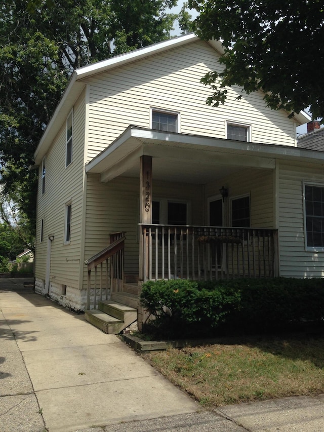 view of front facade featuring a porch