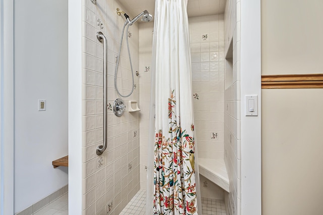 full bathroom featuring a stall shower