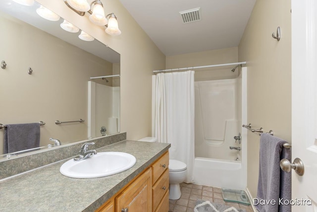 bathroom featuring visible vents, toilet, shower / tub combo with curtain, tile patterned floors, and vanity