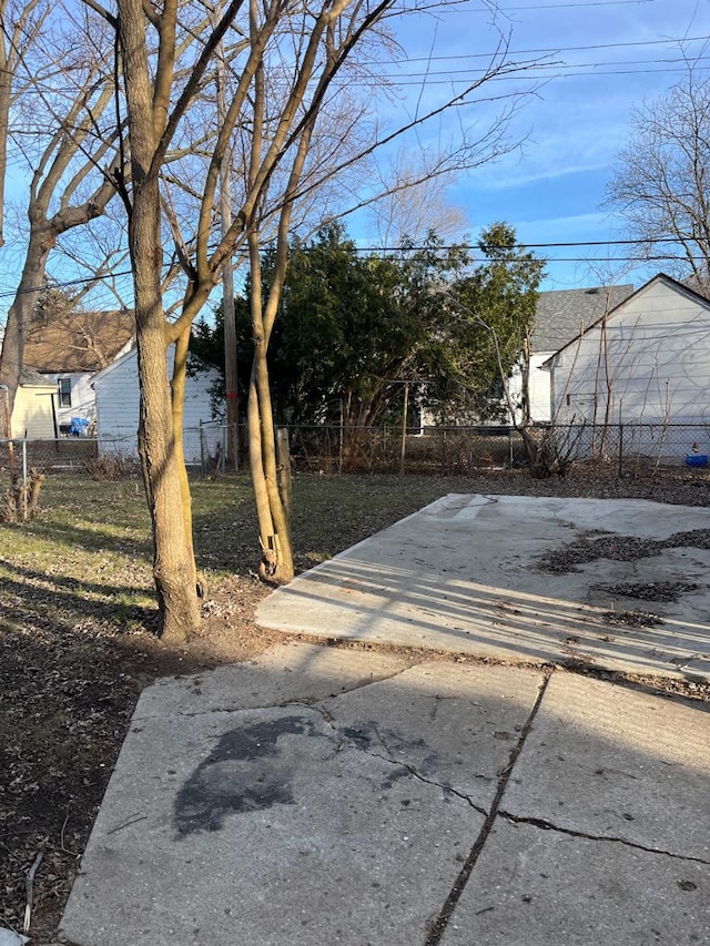 view of yard with a fenced front yard