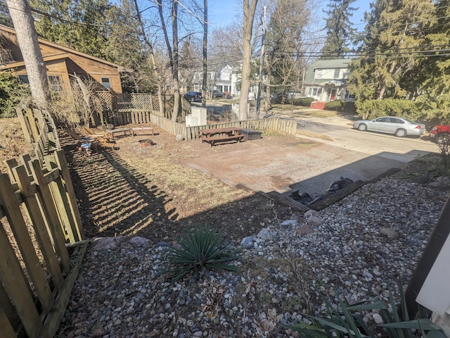 view of yard featuring fence