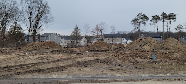 view of yard with a residential view