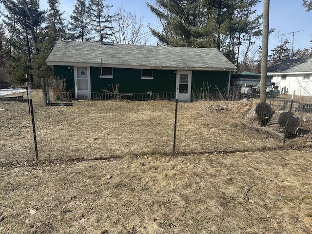 exterior space featuring fence